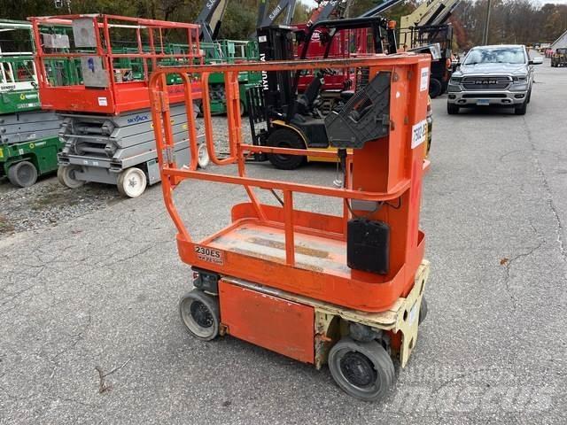 JLG 1230ES 垂直升降工作台
