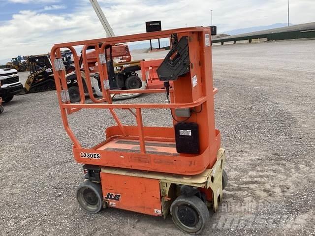JLG 1230ES 垂直升降工作台