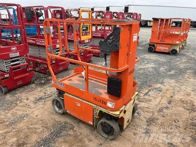 JLG 1230ES 垂直升降工作台