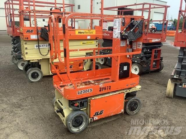 JLG 1230ES 垂直升降工作台