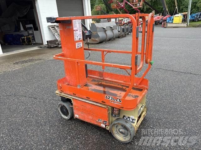 JLG 1230ES 垂直升降工作台
