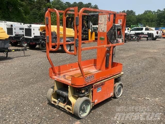 JLG 1230ES 垂直升降工作台