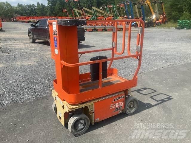 JLG 1230ES 垂直升降工作台