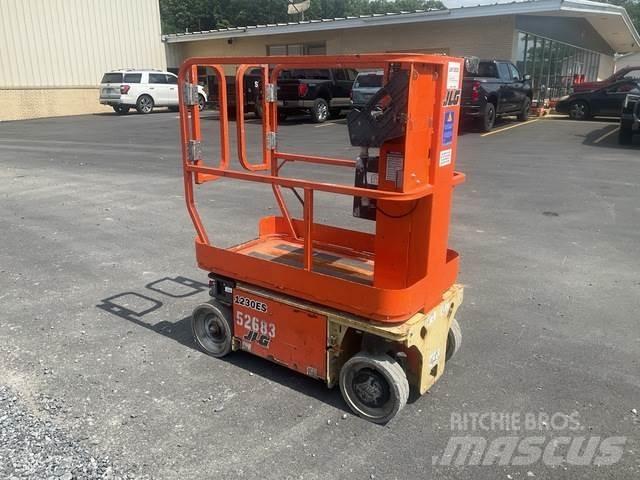JLG 1230ES 垂直升降工作台