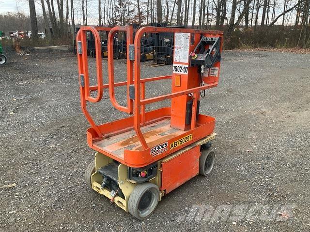 JLG 1230ES 垂直升降工作台