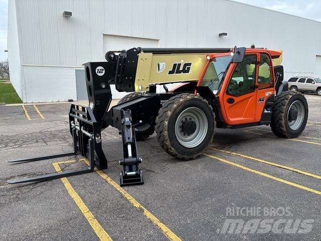 JLG 1255 伸縮臂操作車