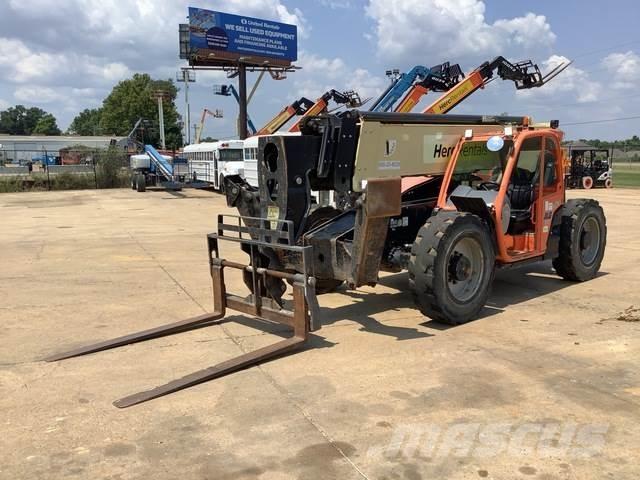 JLG 1255 伸縮臂操作車
