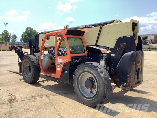 JLG 1255 伸縮臂操作車