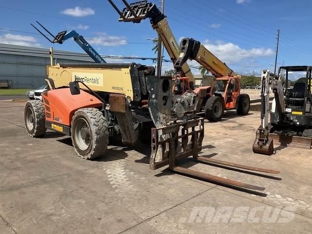 JLG 1255 伸縮臂操作車