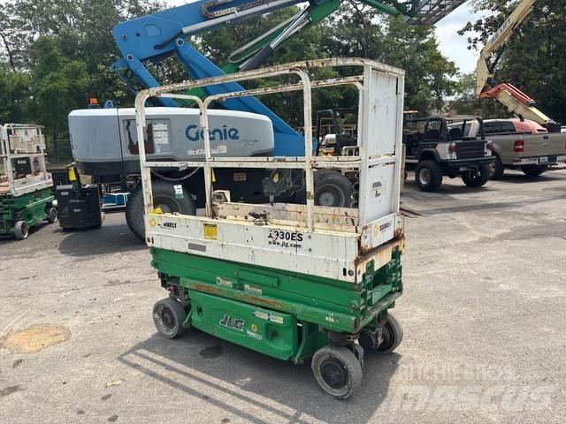 JLG 1930 ES 剪式升降機