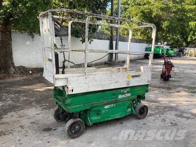 JLG 1930 ES 剪式升降機