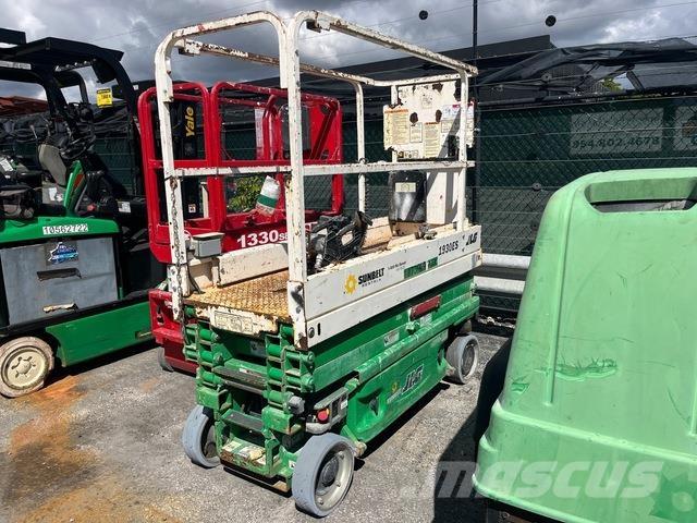 JLG 1930ES 剪式升降機