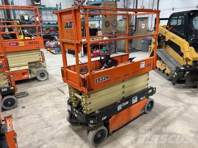 JLG 1932R 剪式升降機
