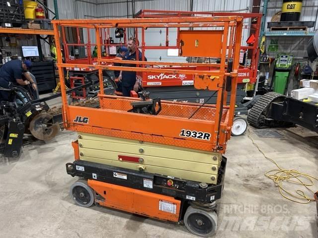 JLG 1932R 剪式升降機