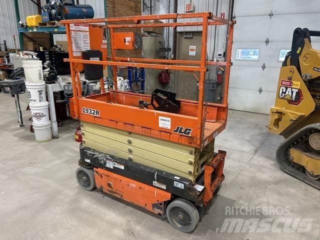 JLG 1932R 剪式升降機
