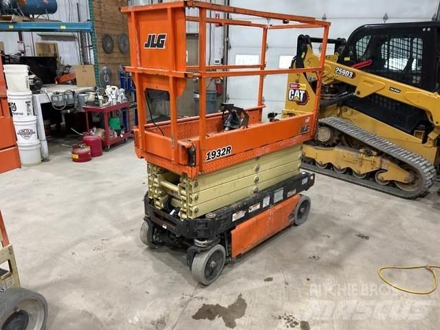 JLG 1932R 剪式升降機