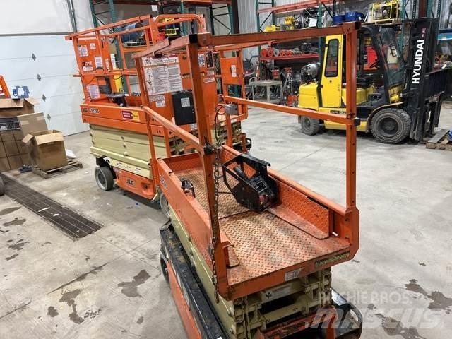 JLG 1932R 剪式升降機