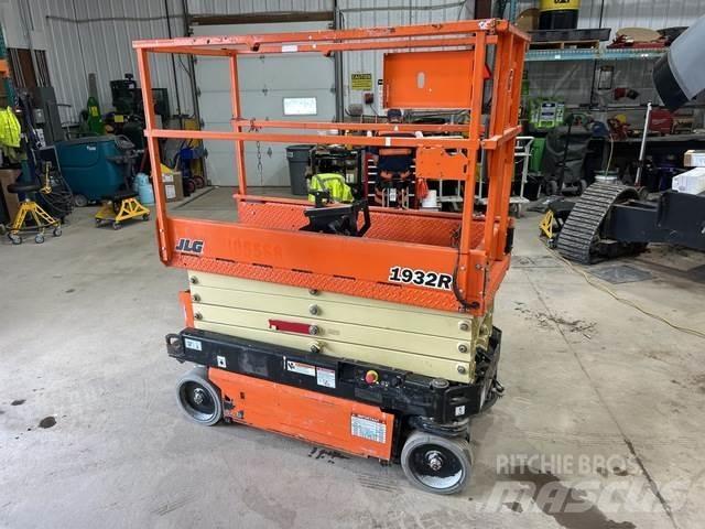 JLG 1932R 剪式升降機
