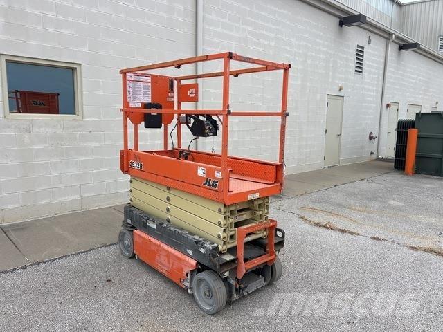 JLG 1932R 剪式升降機