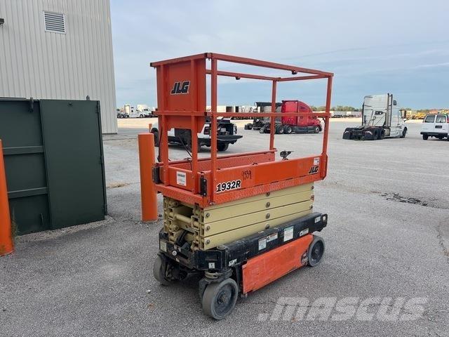 JLG 1932R 剪式升降機