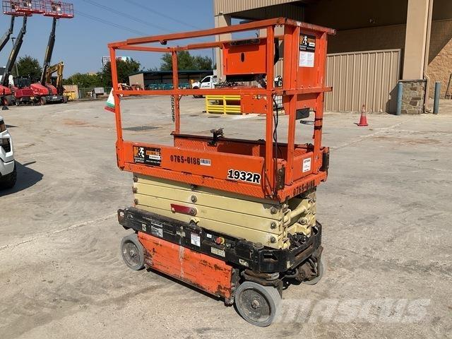 JLG 1932R 剪式升降機