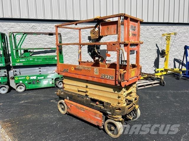 JLG 1932R 剪式升降機