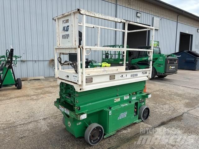 JLG 1932RS 剪式升降機