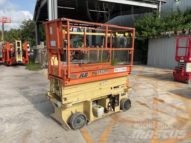 JLG 1932RS 剪式升降機
