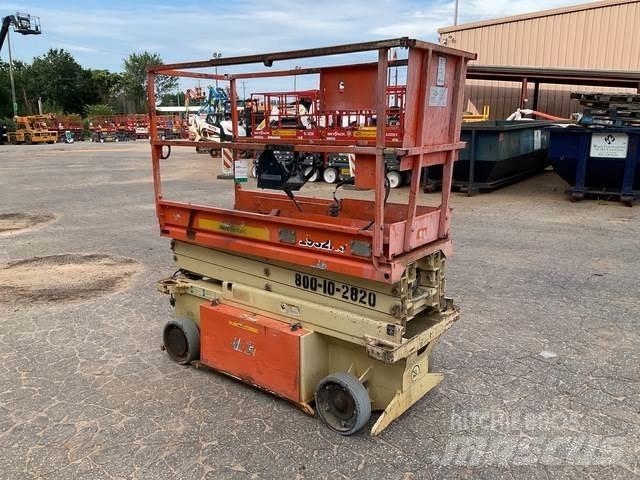 JLG 1932RS 剪式升降機