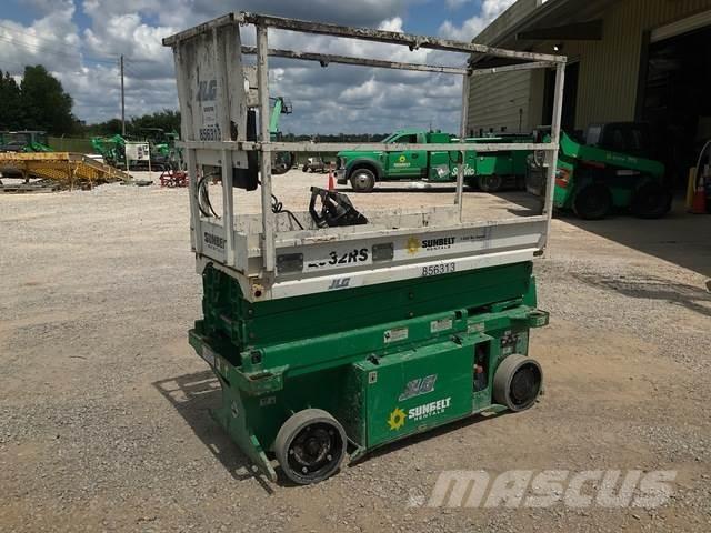 JLG 1932RS 剪式升降機