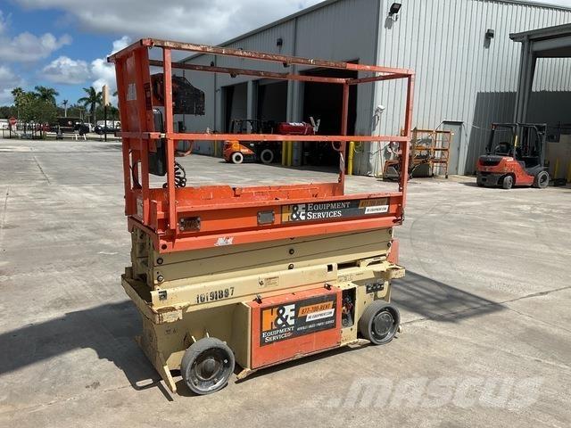 JLG 1932RS 剪式升降機