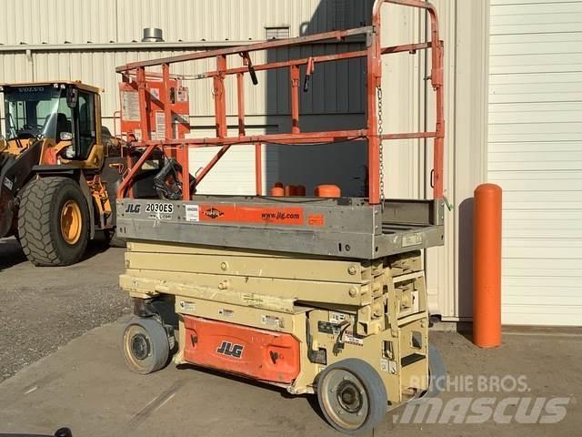 JLG 2030ES 剪式升降機