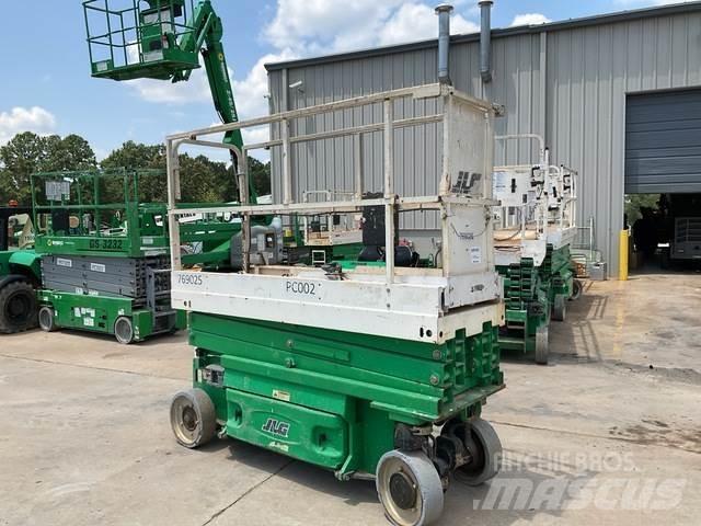JLG 2032ES 剪式升降機