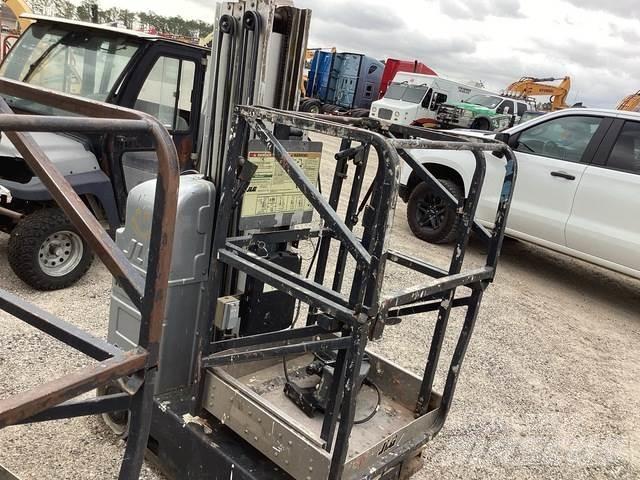 JLG 20MVL 垂直升降工作台