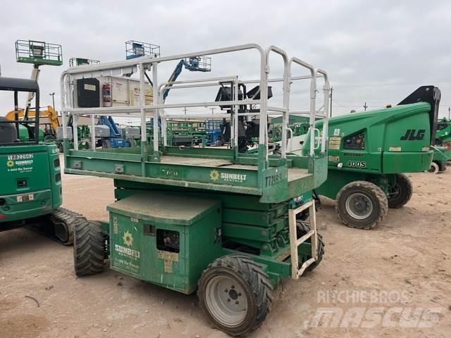 JLG 260MRT 剪式升降機