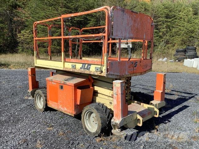 JLG 260MRT 剪式升降機