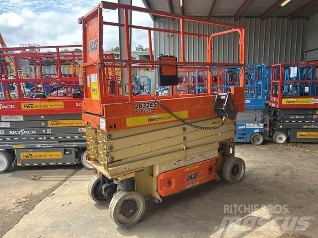JLG 2632 ES 剪式升降機