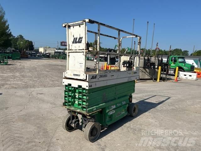 JLG 2632ES 剪式升降機