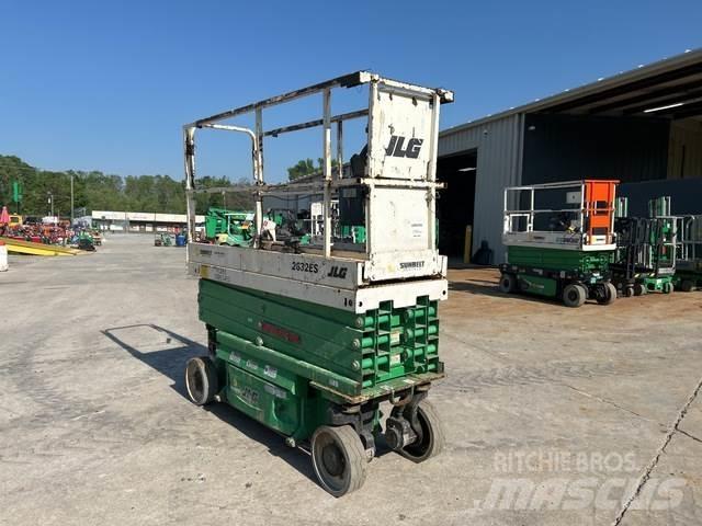 JLG 2632ES 剪式升降機