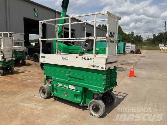 JLG 2632ES 剪式升降機
