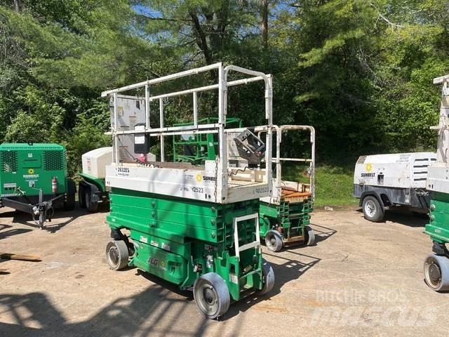 JLG 2632ES 剪式升降機