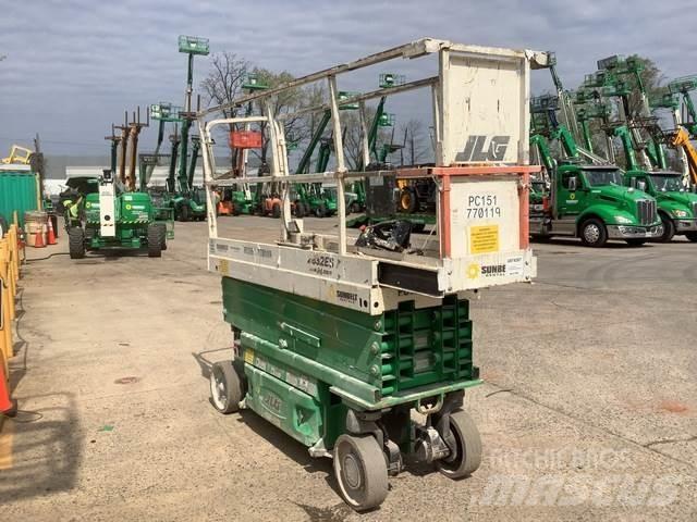 JLG 2632ES 剪式升降機