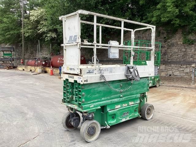 JLG 2632ES 剪式升降機