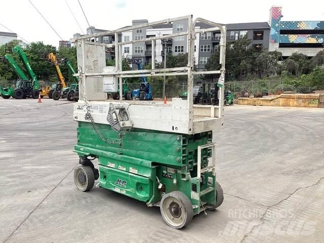 JLG 2632ES 剪式升降機