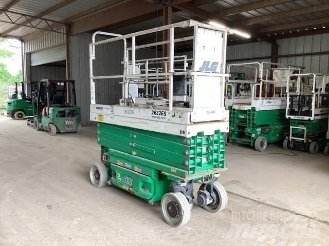 JLG 2632ES 剪式升降機