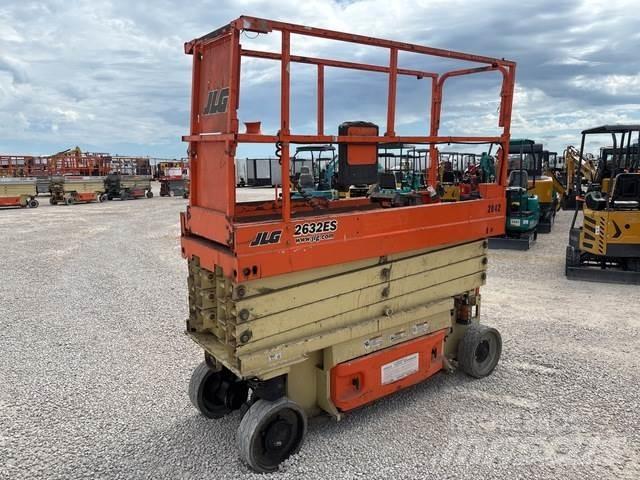 JLG 2632ES 剪式升降機
