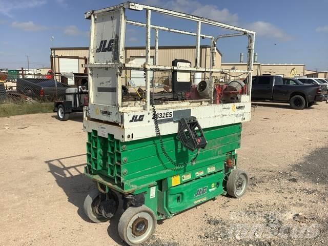 JLG 2632ES 剪式升降機