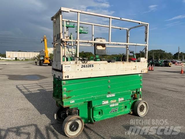 JLG 2632ES 剪式升降機