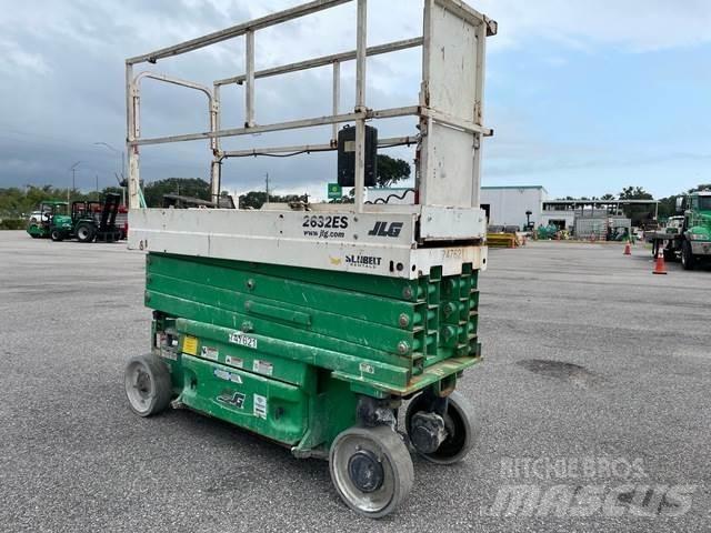 JLG 2632ES 剪式升降機