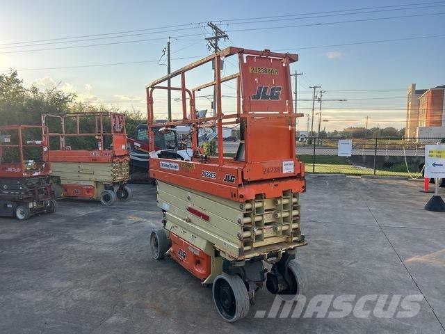 JLG 2632ES 剪式升降機